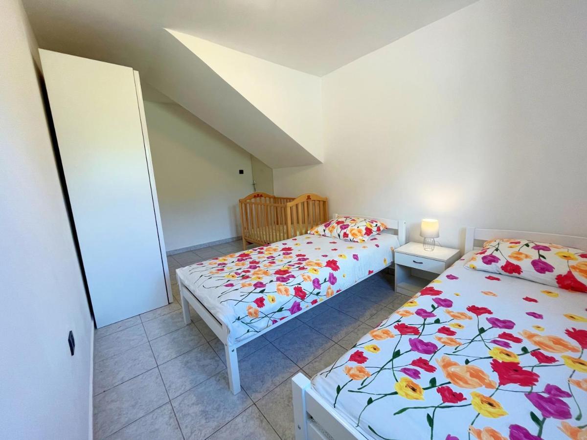 Adria Holiday Home Pinezići Dış mekan fotoğraf
