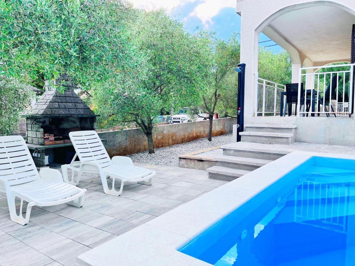 Adria Holiday Home Pinezići Dış mekan fotoğraf