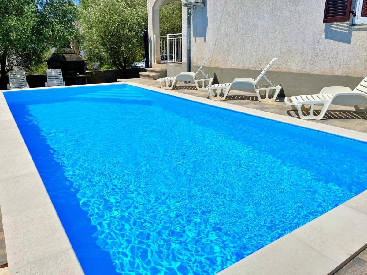 Adria Holiday Home Pinezići Dış mekan fotoğraf